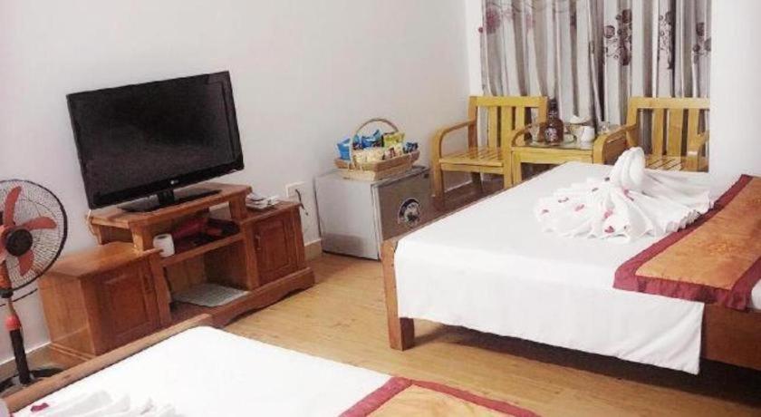 Khach San Phuong Dong Khách sạn Hà Nội